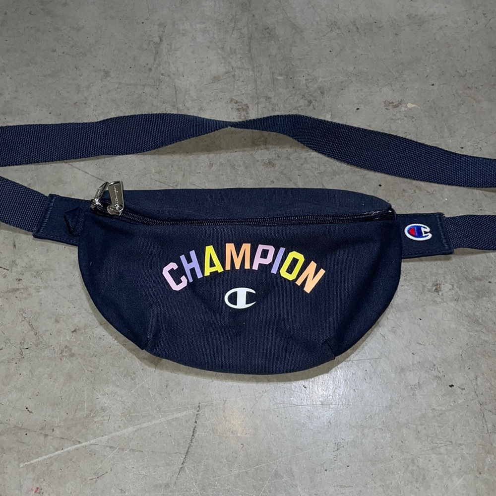 Champion Fannypack